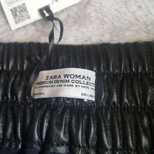 Zara Pants - Zara Premium faux leather zipper jogger pant NWT Zara Pants - Zara Premium faux leather zipper jogger pant NWT